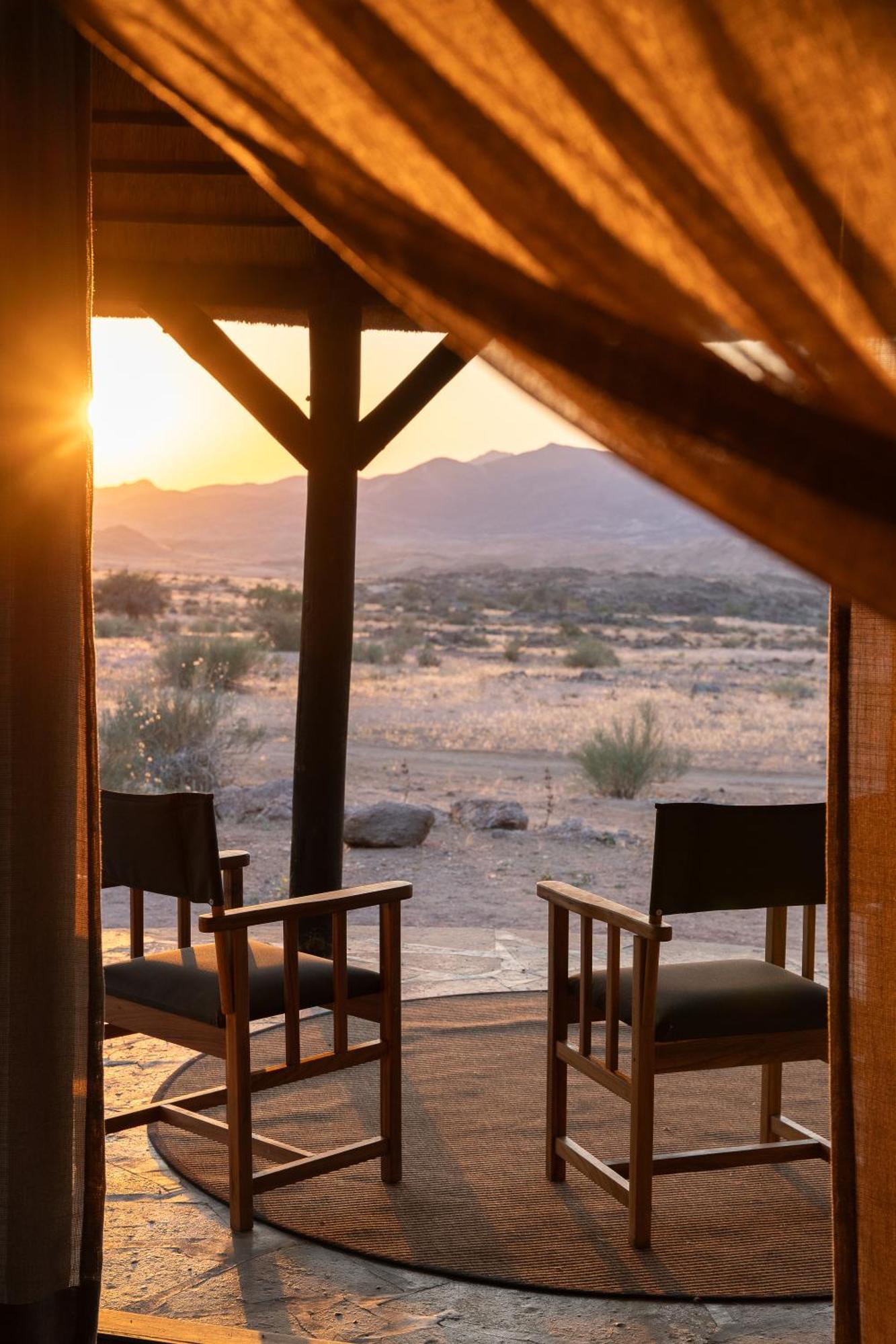 Sandfontein Lodge & Nature Reserve Екстериор снимка