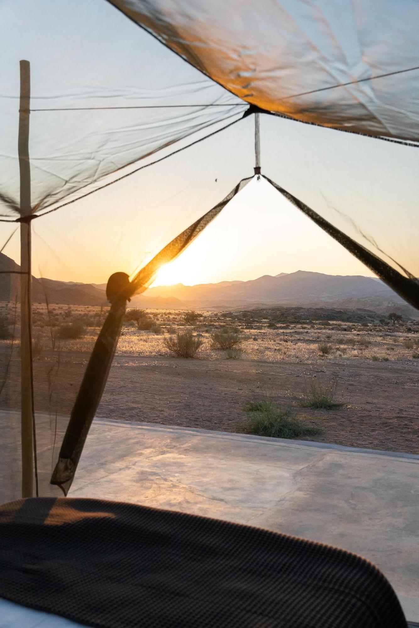 Sandfontein Lodge & Nature Reserve Екстериор снимка